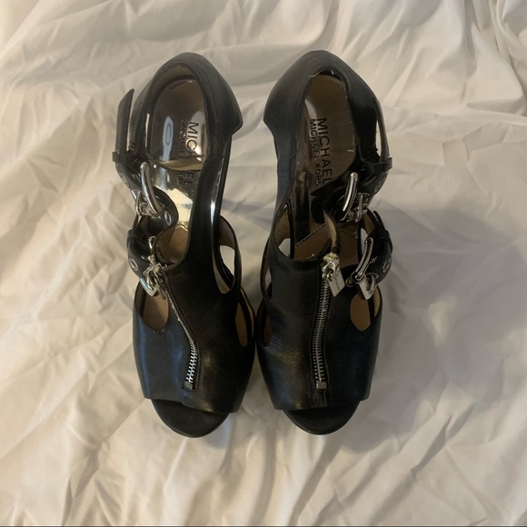 NWOT MICHAEL Michael Kors Downtown Leather Moto Bootie Sandals - Picture 2 of 5